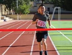 乐鱼体育网站入口-经历无数考验，球员们斗志昂扬决胜赛场！的简单介绍