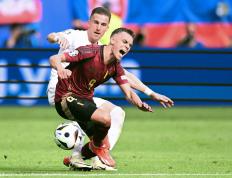 乐鱼官网-克罗地亚队大胜斯洛伐克，实力强劲