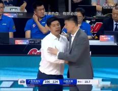 乐鱼体育app-关于山西男篮再战失败，局势严峻，全队调整备战的信息