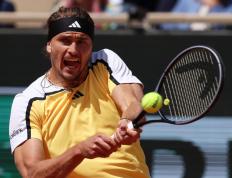 乐鱼app-包含德国网球队绝杀意大利网球队，兹维列夫惊艳世界的词条