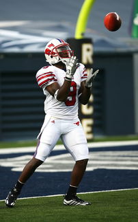 乐鱼体育app-利物浦球员伤愈归队,阵容进一步完整