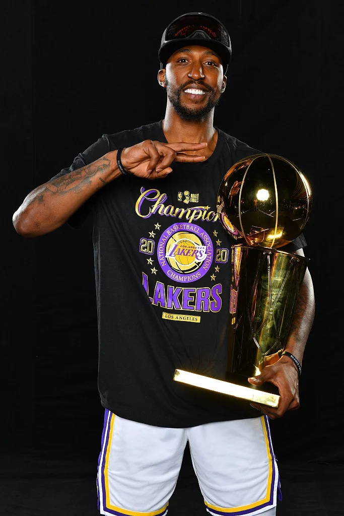 乐鱼app-关于斯沃顿中场全力以赴，主场绝杀对手收获三分的信息