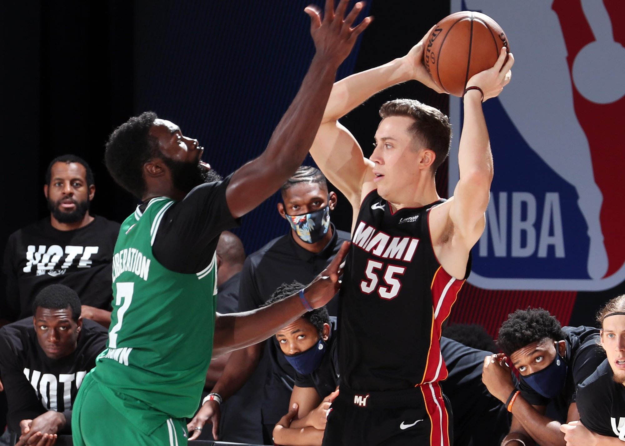 乐鱼官网-包含阿贾克斯客场胜算不佳,主场争取逆转的词条