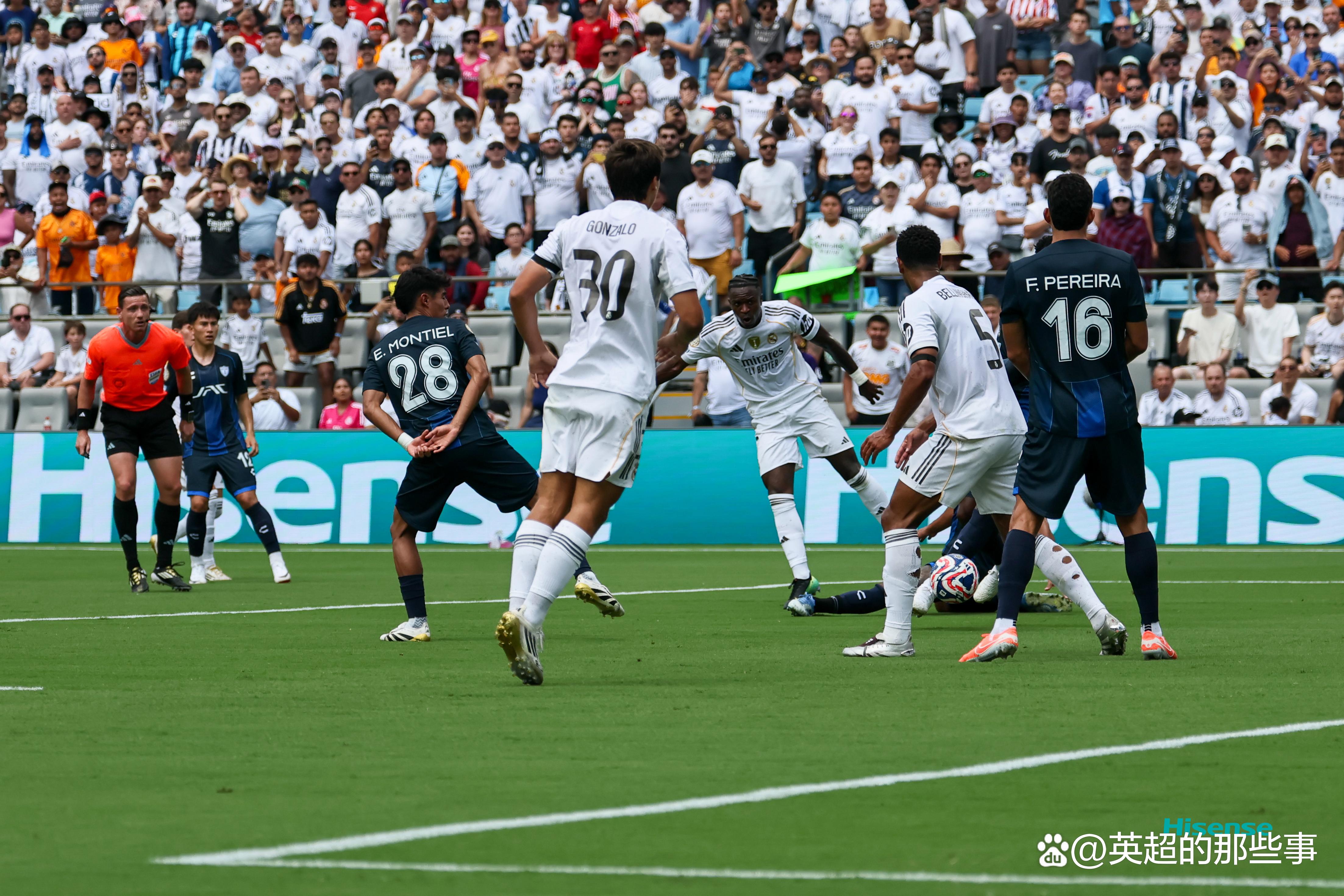 乐鱼体育-欧洲球队绝境逢生，勇攀晋级之路